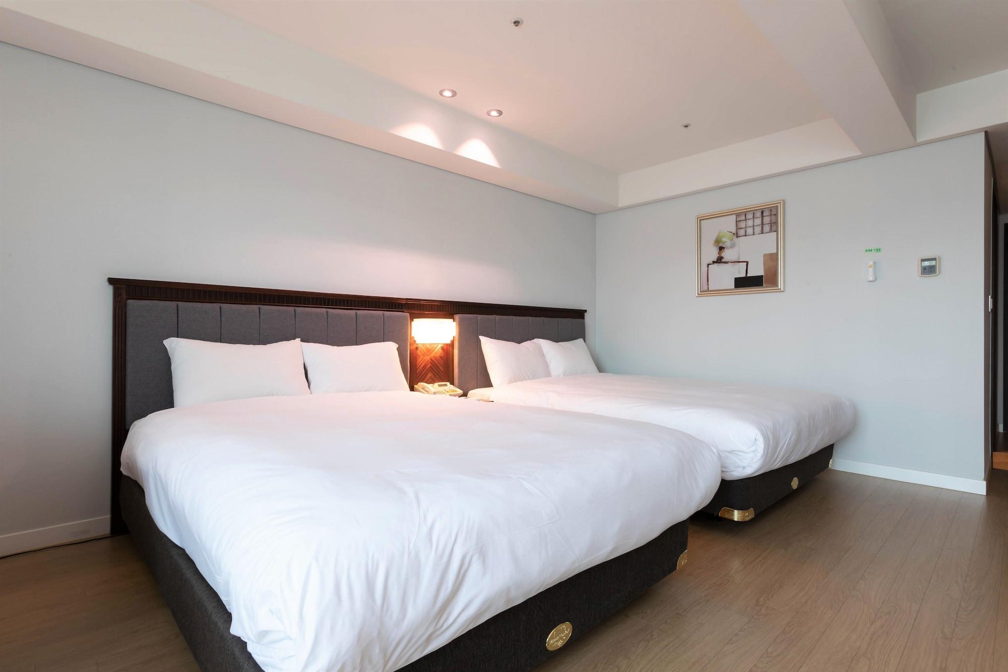 Hotel Interburgo Exco 5*